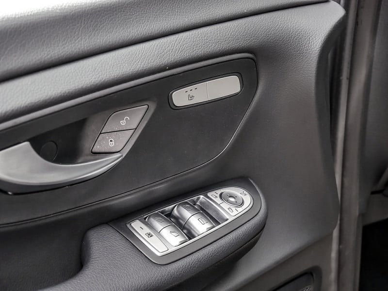 Mercedes-Benz V 250 250 EDITION LANG NAVI LED MBUX KLIMA SPUR PDC