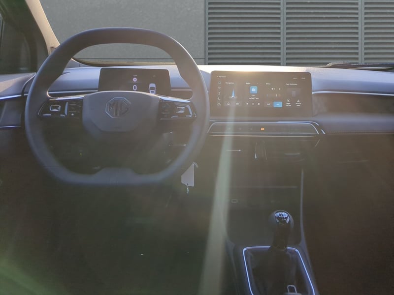 MG MG3 1,5 T Excite RFK PDC CarPlay