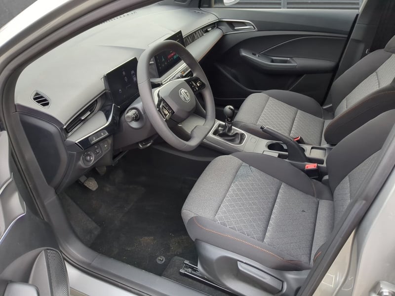 MG MG3 1,5 T Excite RFK PDC CarPlay