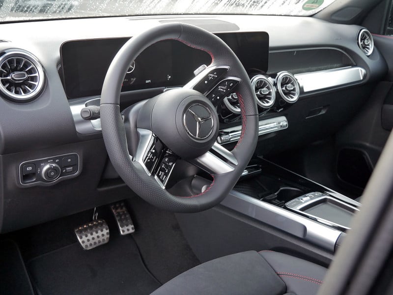 Mercedes-Benz GLB 200