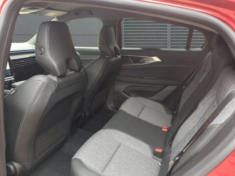 Renault Rafale E-TECH 200  Techno SZH LKHZ RFK Navi