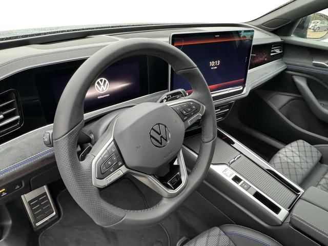 Volkswagen Passat Variant AHK+PANO+NAVI+Head-UP