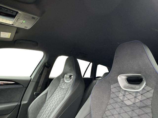 Volkswagen Passat Variant AHK+PANO+NAVI+Head-UP