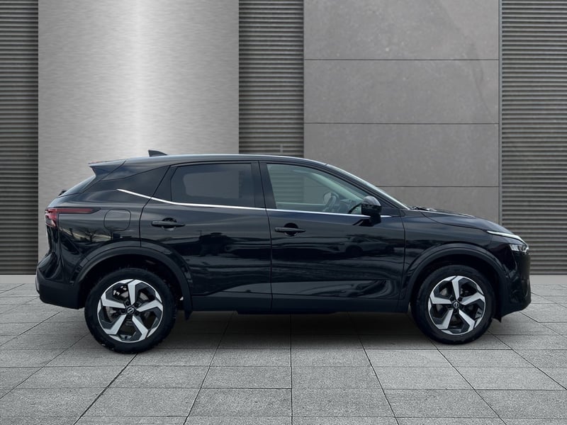 Nissan Qashqai 1.3 DIG-T CVT N-Connecta+Winterpaket+360° Kamera