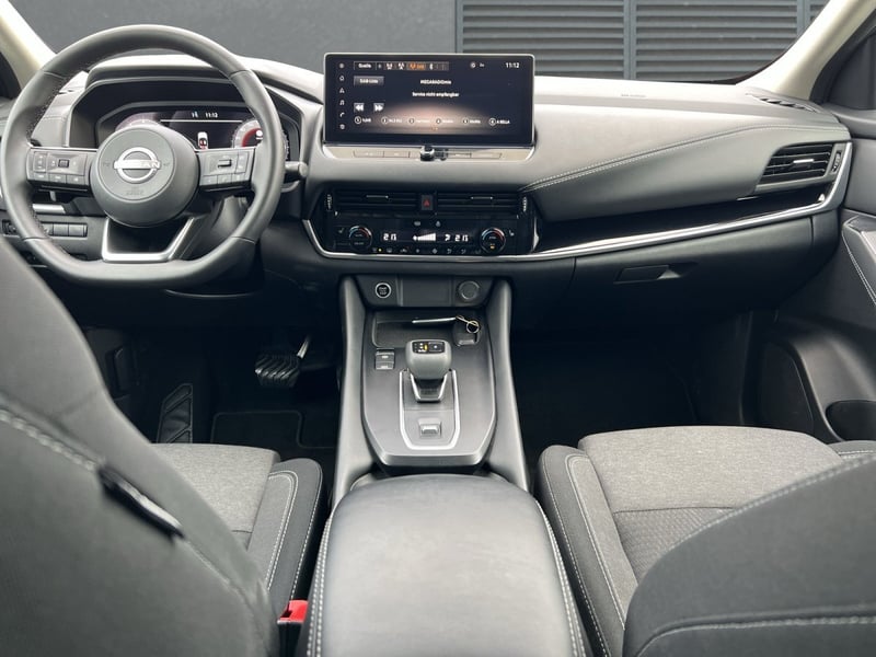 Nissan Qashqai 1.3 DIG-T CVT N-Connecta+Winterpaket+360° Kamera