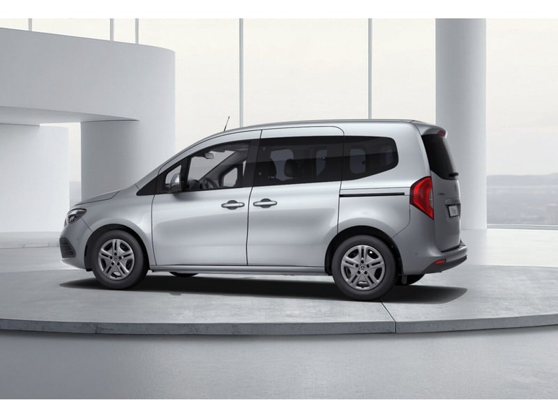 Mercedes-Benz T-Klasse 180 d STYLE AHK KAMERA SPUR PDC SHZ