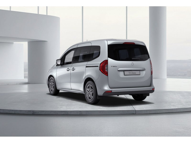 Mercedes-Benz T-Klasse 180 d STYLE AHK KAMERA SPUR PDC SHZ