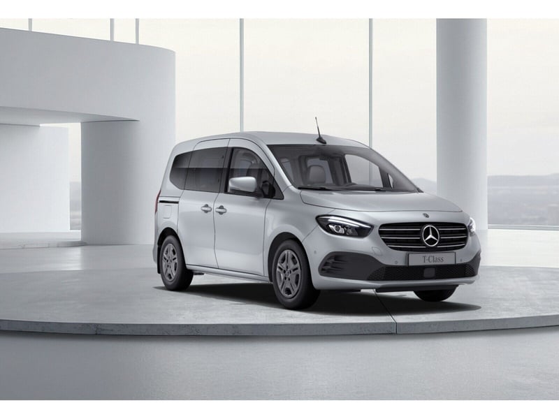 Mercedes-Benz T-Klasse 180 d STYLE AHK KAMERA SPUR PDC SHZ