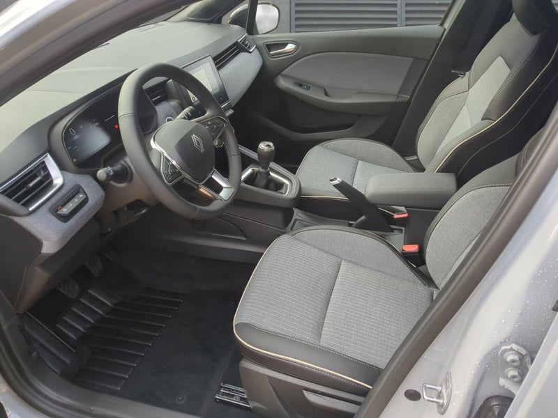 Renault Clio TCe 90 Techno SHZ LKHZ