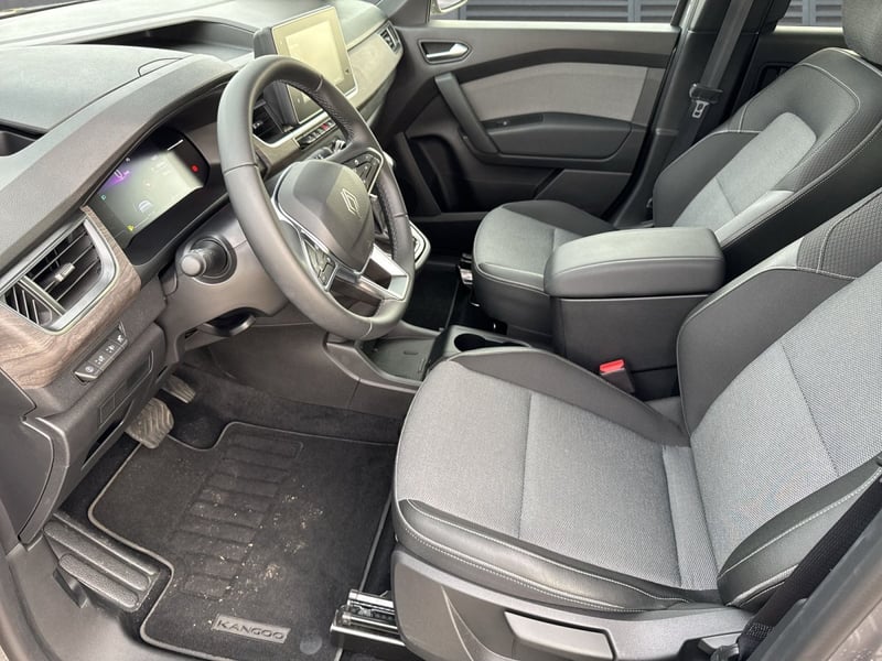 Renault Grand Kangoo TCe 130 EDC Techno SHZ