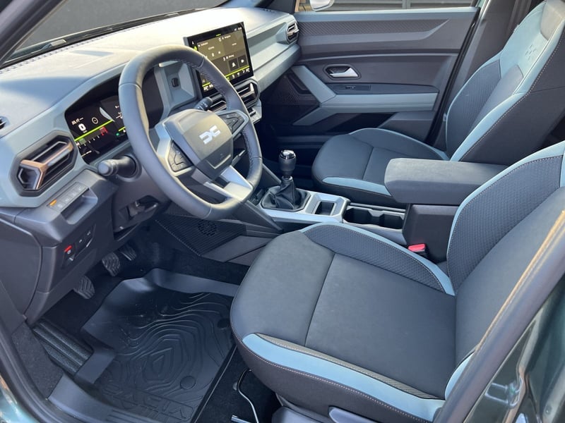 Dacia Bigster TCe mild hybrid-G 140 Extreme Winter-Paket+City-Paket+Panodach
