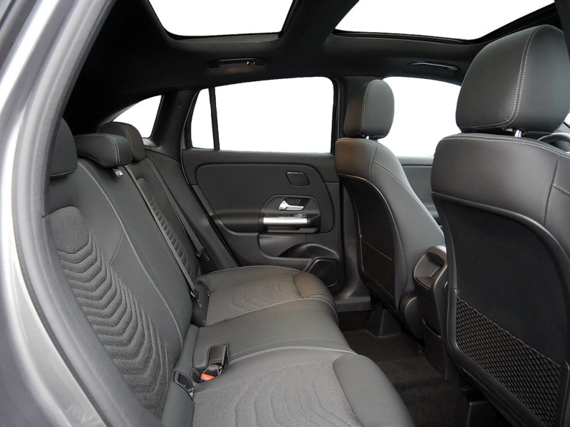 Mercedes-Benz GLA GLA 200