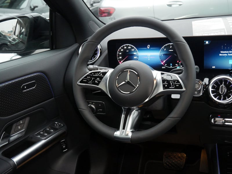 Mercedes-Benz GLA GLA 200