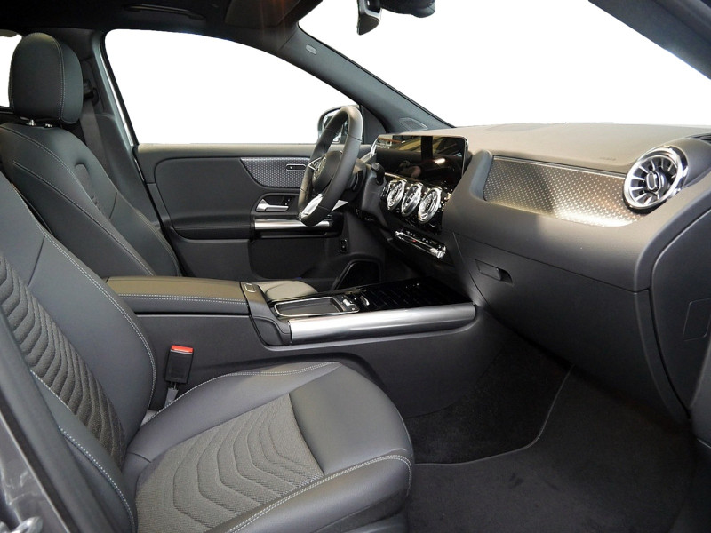 Mercedes-Benz GLA GLA 200