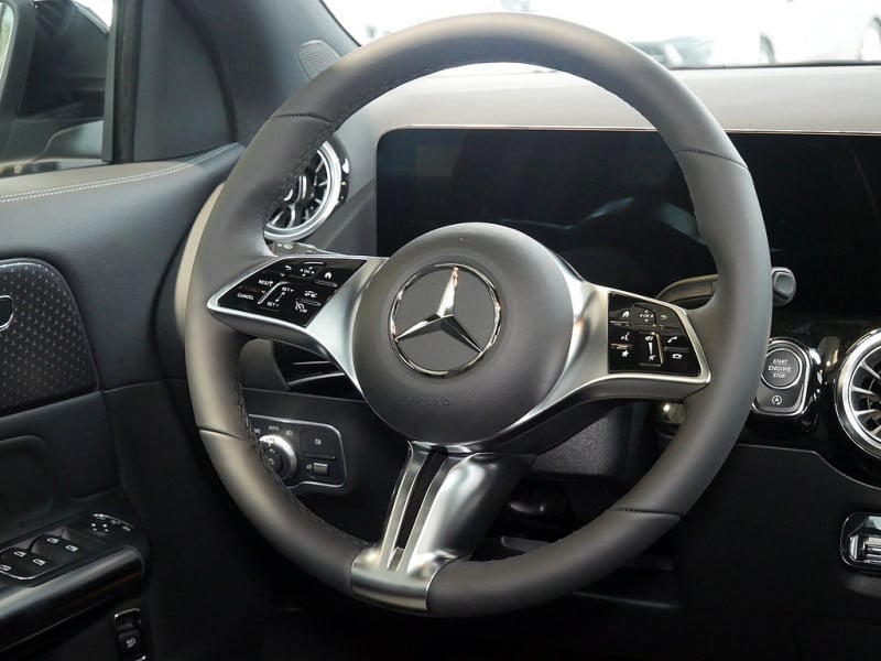 Mercedes-Benz GLA GLA 200