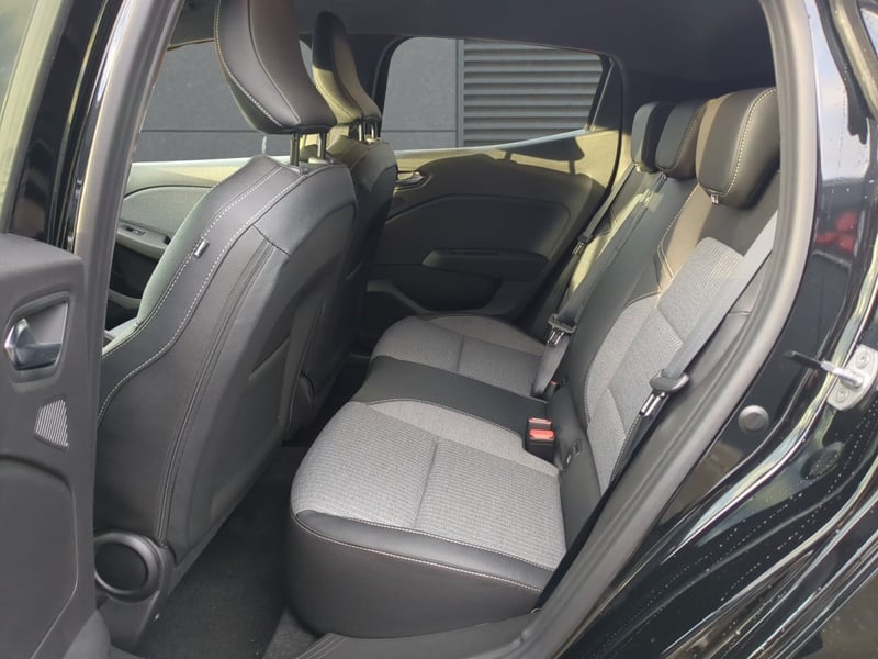 Renault Clio TCe 90 X-Tronic Techno SHZ LKHZ