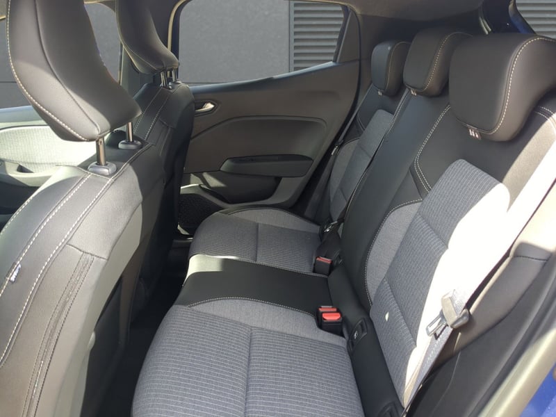 Renault Clio TCe 90 X-Tronic Techno SHZ LKHZ