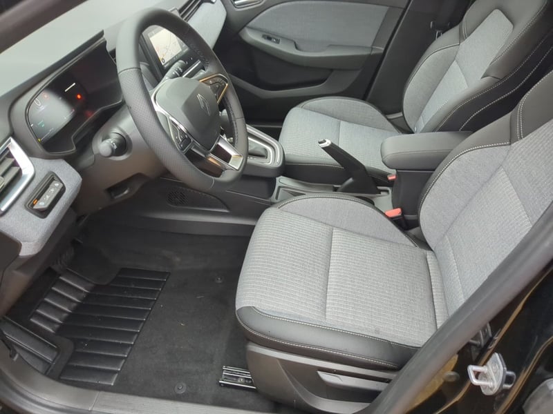 Renault Clio TCe 90 X-Tronic Techno SHZ LKHZ