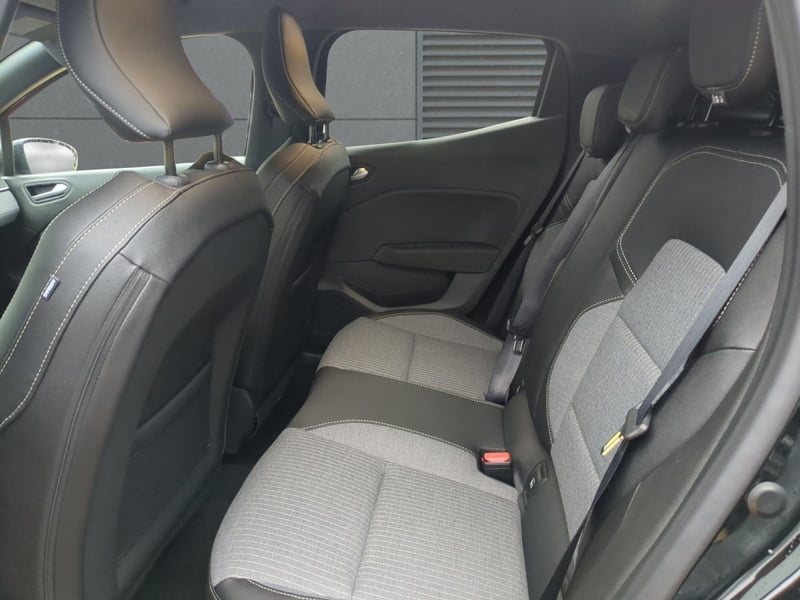 Renault Clio TCe 90 X-Tronic Techno SHZ LKHZ