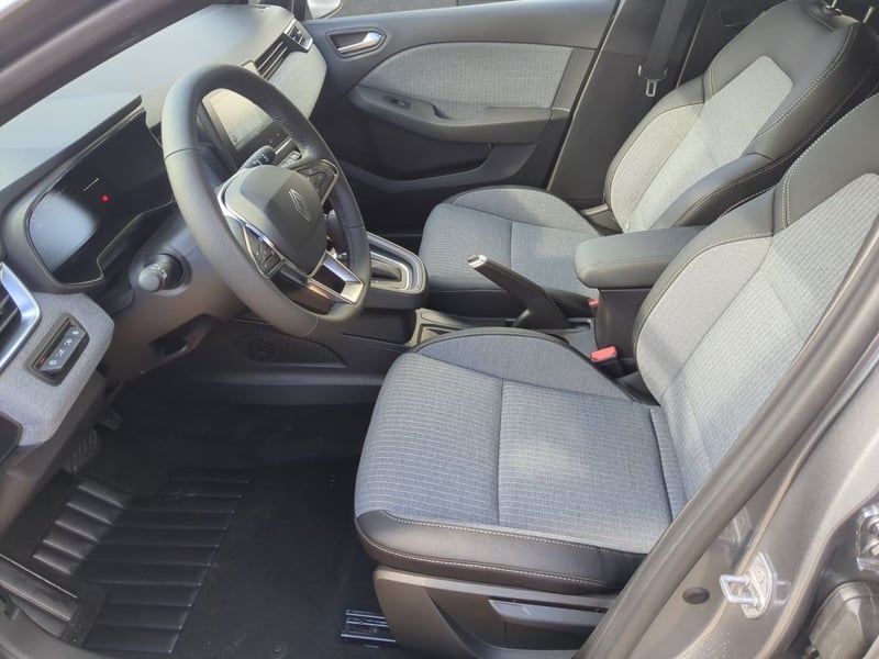 Renault Clio TCe 90 X-Tronic Techno SHZ LKHZ