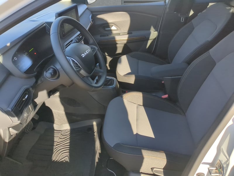 Dacia Jogger Hybrid 140 Extreme+ 7-S SHZ