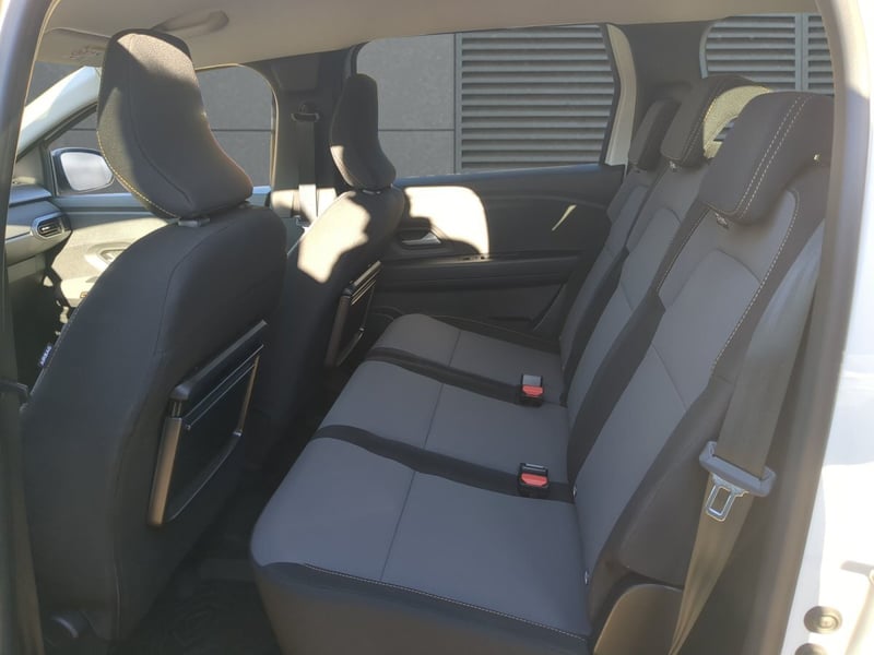 Dacia Jogger Hybrid 140 Extreme+ 7-S SHZ