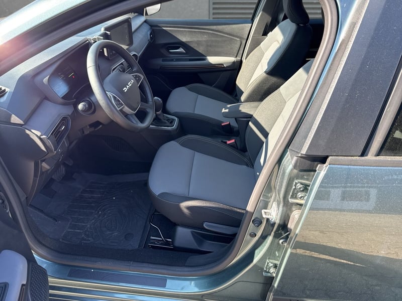Dacia Jogger Hybrid 140 Extreme 5-S SHZ