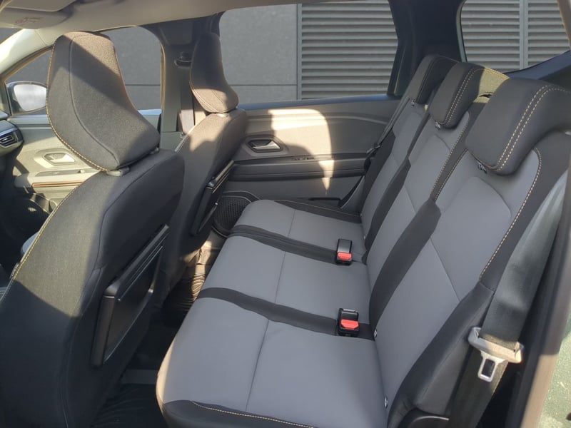 Dacia Jogger Hybrid 140 Extreme+ 7-S SHZ