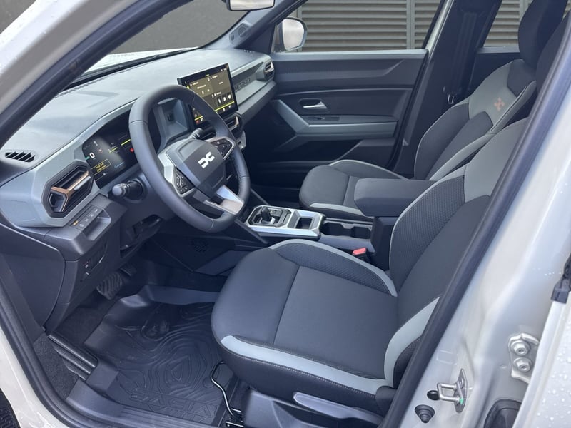 Dacia Duster Hybrid 140 Extreme SHZ