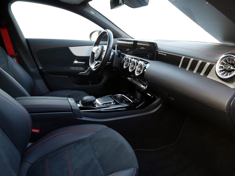 Mercedes-Benz CLA 35 AMG Shooting Brake AMG 4M SB AMG Night Navi LED 360° Distr