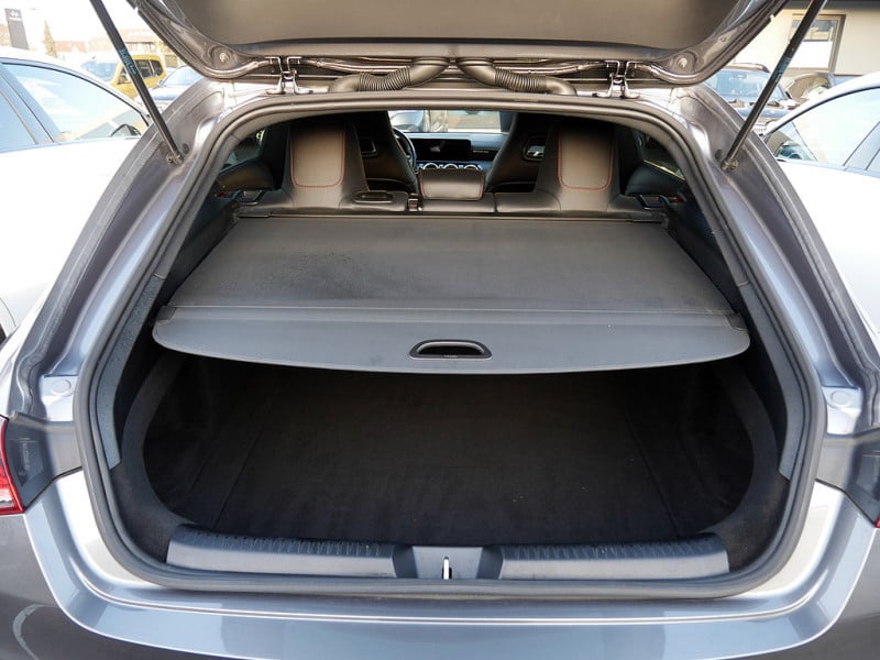 Mercedes-Benz CLA 35 AMG Shooting Brake AMG 4M SB AMG Night Navi LED 360° Distr