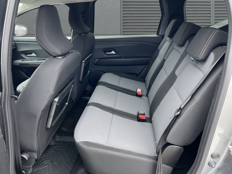 Dacia Jogger Hybrid 140 Extreme+ 7-S SHZ RFK
