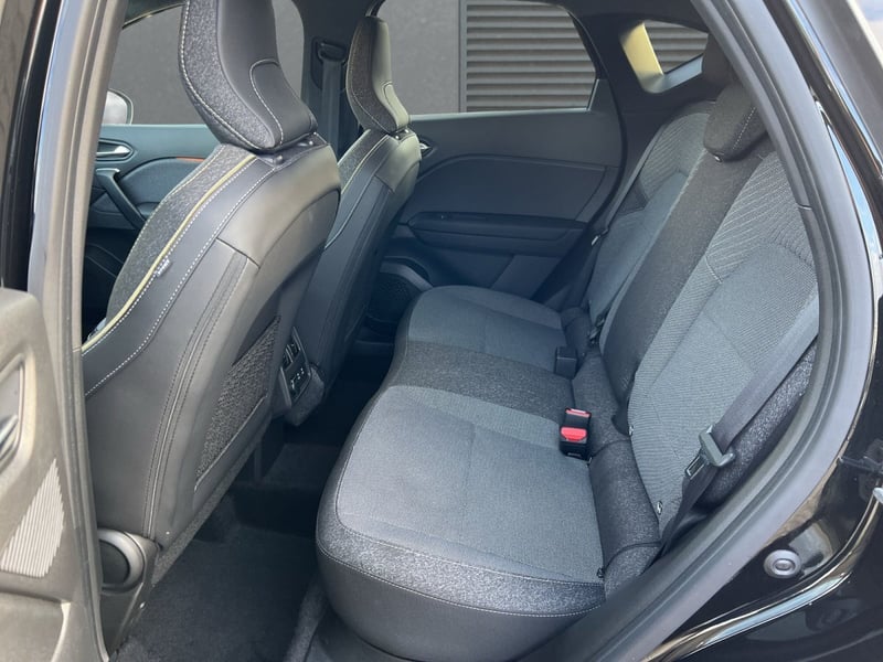 Renault Captur TCe 90 Techno SHZ Navi LKHZ