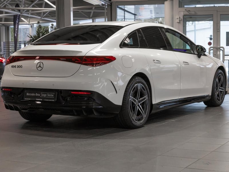 Mercedes-Benz EQE 300 , AMG BURM NIGHT PREMIUM MEMO 360 DISTR
