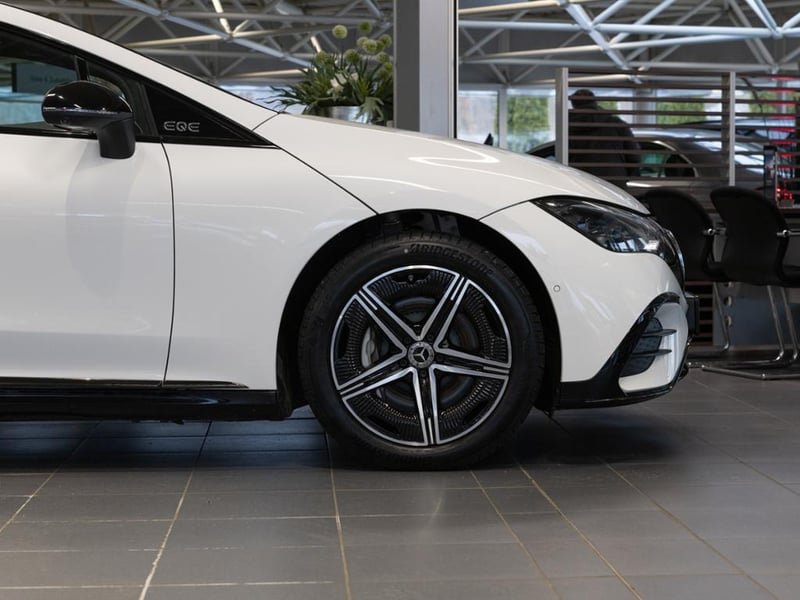 Mercedes-Benz EQE 300 , AMG BURM NIGHT PREMIUM MEMO 360 DISTR
