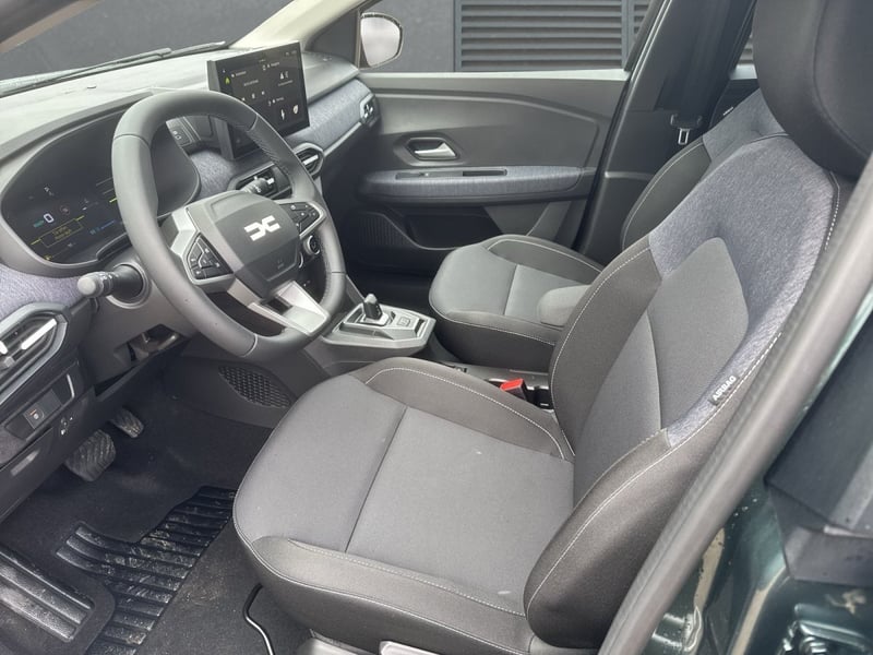 Dacia Jogger Hybrid 155 Expression SHZ Klimaauto