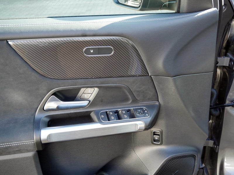 Mercedes-Benz GLB GLB 200