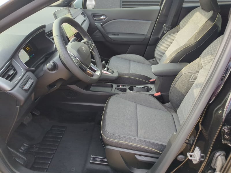 Renault Captur E-TECH 160 Techno SHZ LKHZ Pano