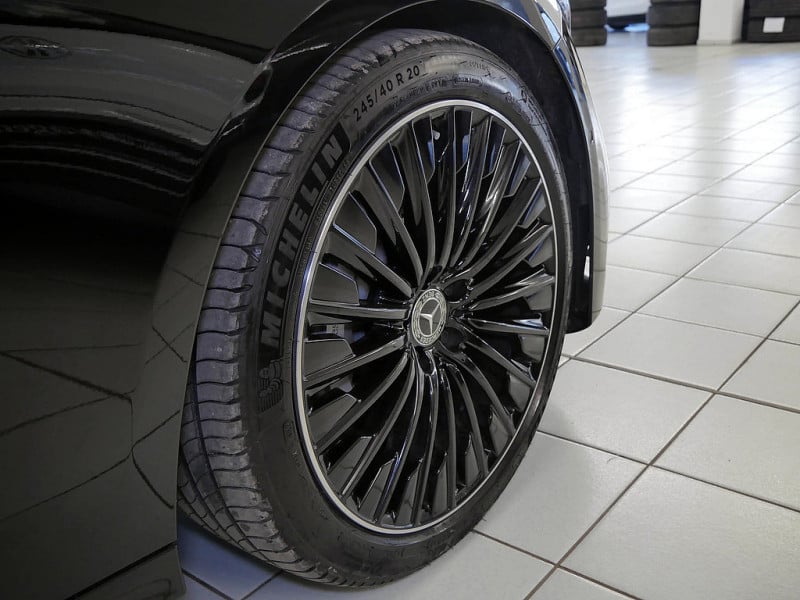Mercedes-Benz E-Klasse E 220