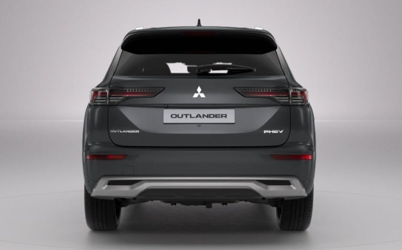 Mitsubishi Plug-in Hybrid Outlander 2.4   Diamant TOP
