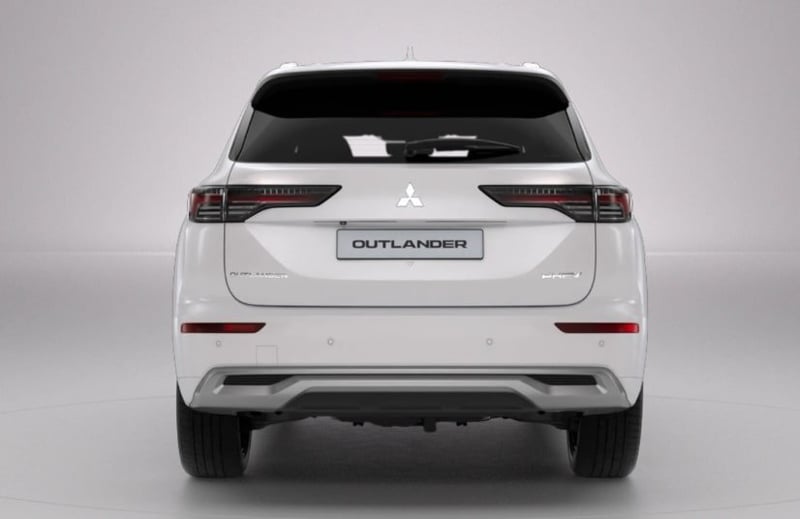 Mitsubishi Plug-in Hybrid Outlander 2.4   Diamant TOP