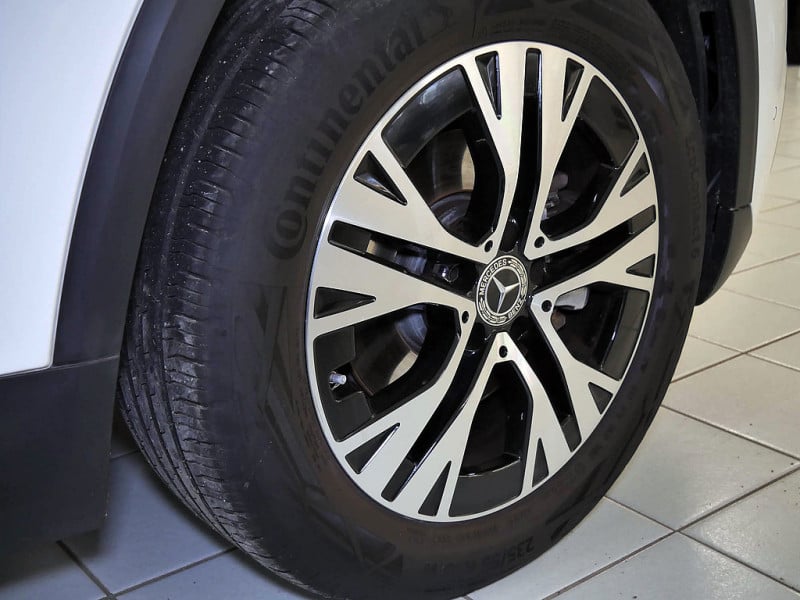 Mercedes-Benz GLA 180