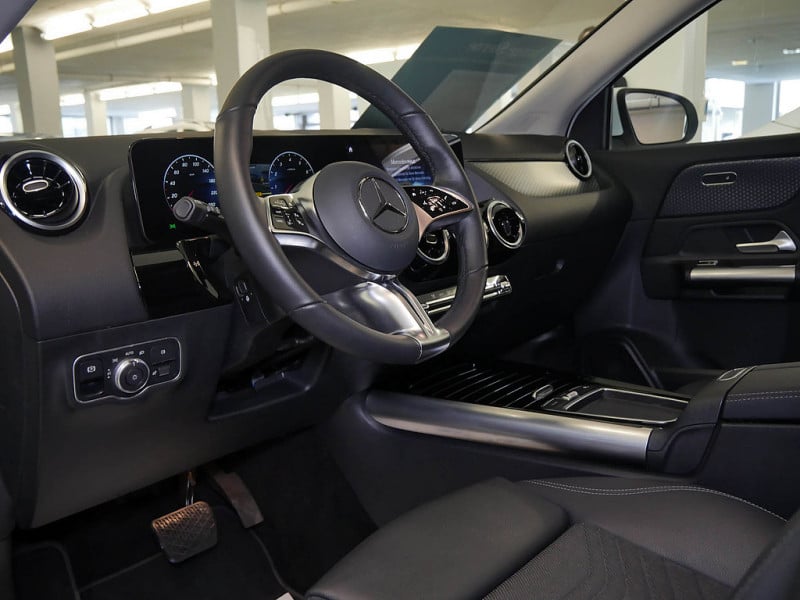 Mercedes-Benz GLA 180