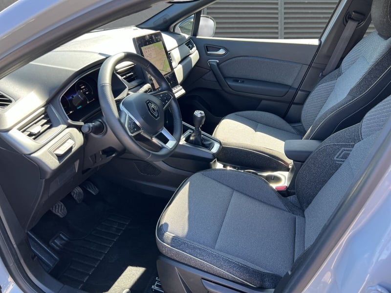 Renault Captur TCe 140 Techno SHZ+NAVI+RFK+LED