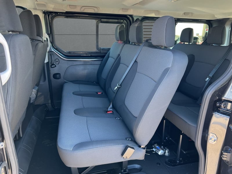 Renault Trafic dCi 150 L2H1 Grand Authentic SHZ AHK RFK