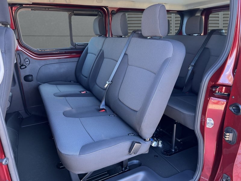 Renault Trafic dCi 150 L2H1 Grand Authentic SHZ AHK RFK