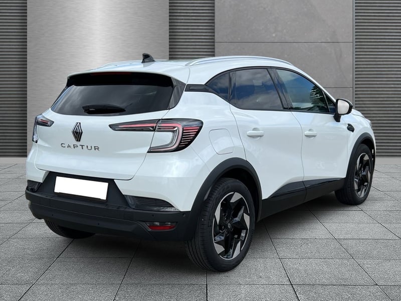 Renault Captur TCe 140 Techno SHZ+NAVI+RFK+LED