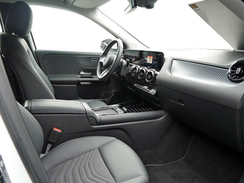 Mercedes-Benz GLA 220