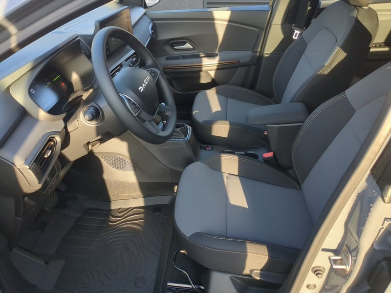 Dacia Jogger Hybrid 140 Extreme+ 5-S SHZ RFK