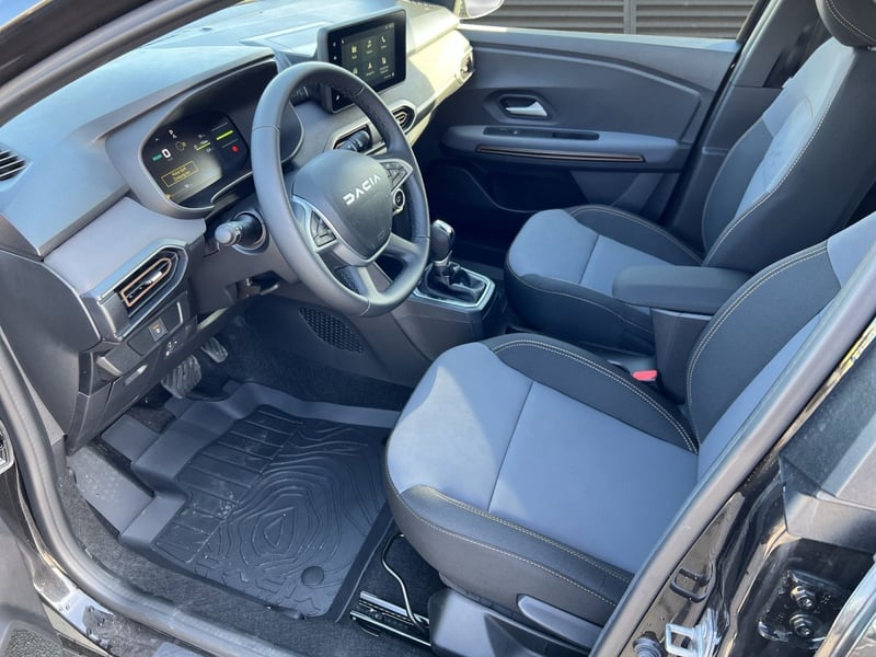 Dacia Jogger Hybrid 140 Extreme+ 5-S SHZ RFK